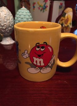 M &M mug