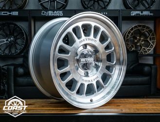 Method MR318 Available in Machined 17” 6 Lug / dm for quotes !!