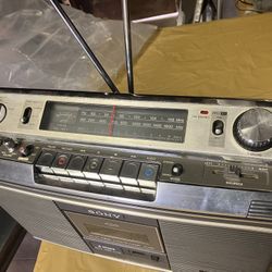 Vintage Sony Boombox 