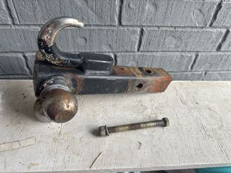 tow hitch -Bola / tiron