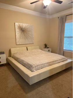 King size bed