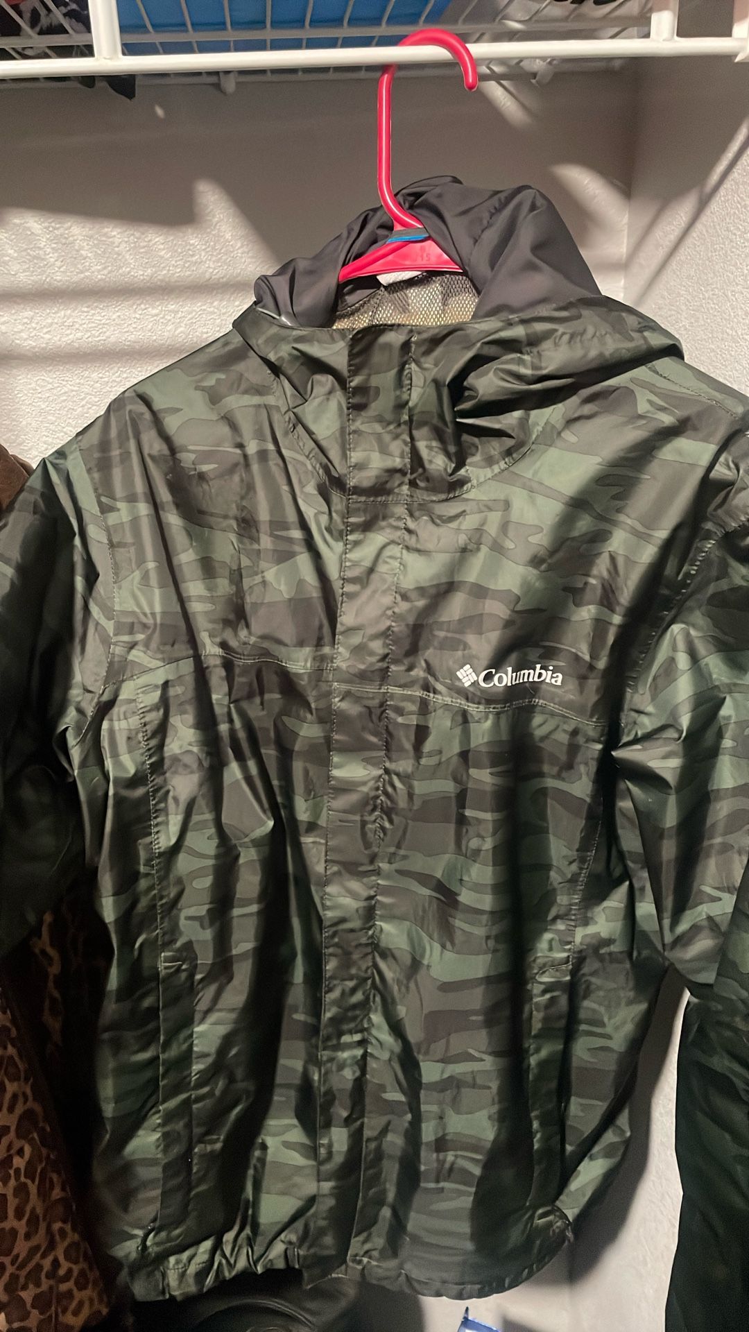 Columbia Windbreaker