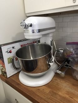 KitchenAid 7-Quart Pro Line Stand Mixer - Frosted Pearl White (with