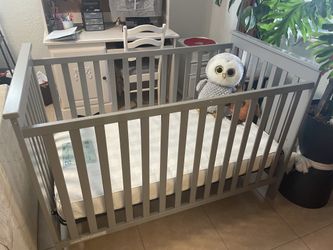 Crib with mattress