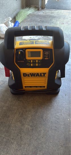 DeWalt Portable Jump Starter