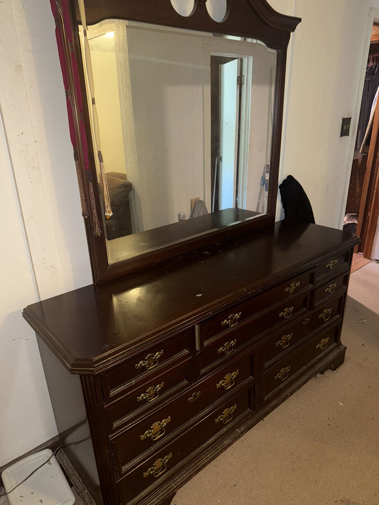 Bedroom Set (still like New ) 