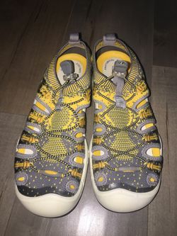 KEEN shoes