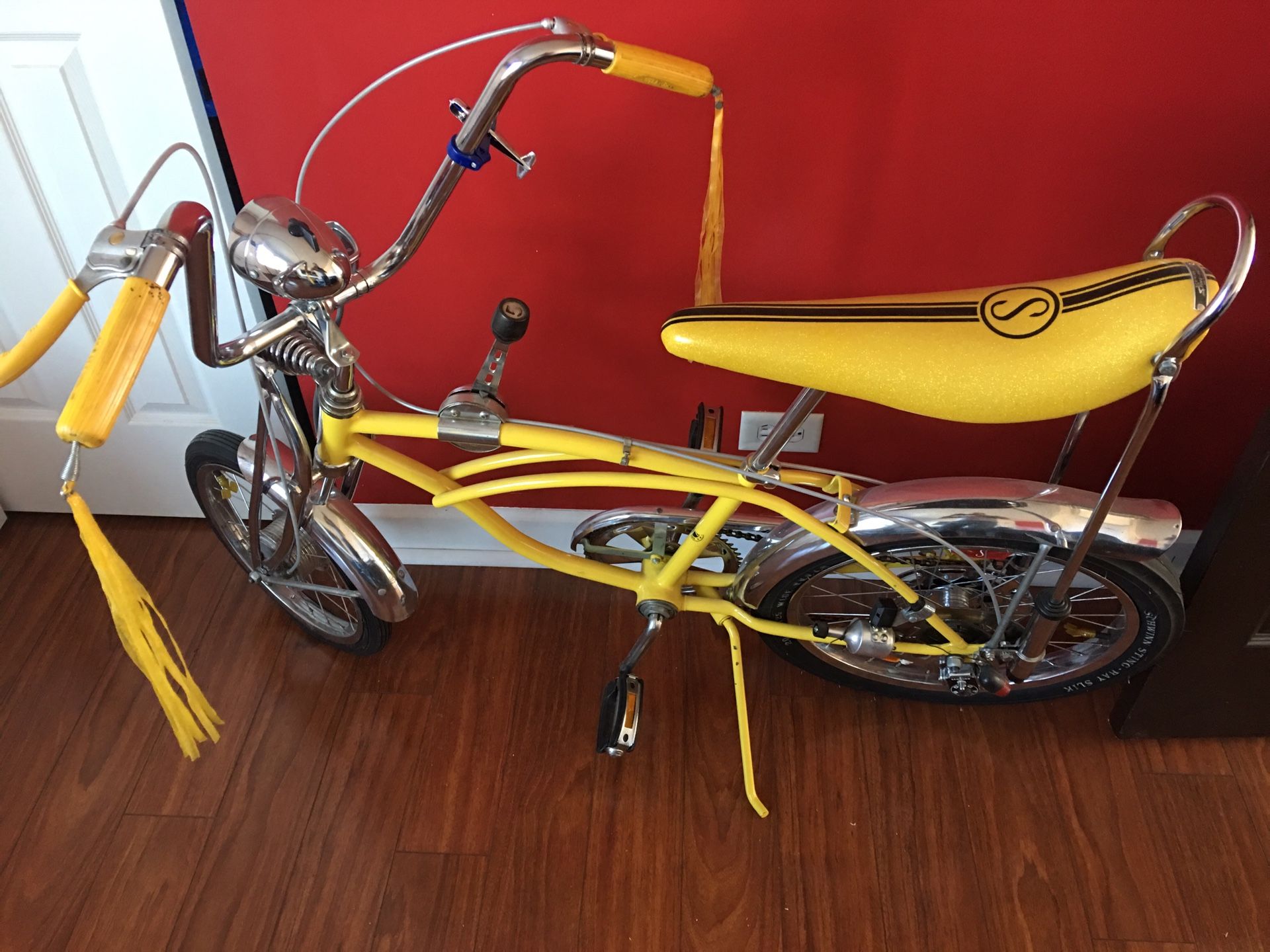 1972 Schwinn Krate Lemon Peeler for Sale in Sugar Grove, IL OfferUp