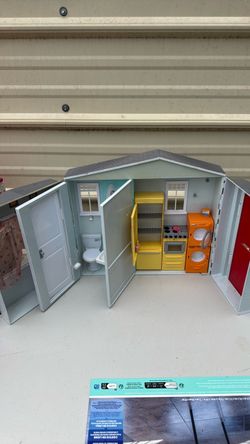 Doll house