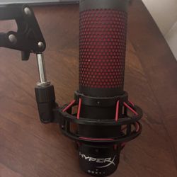 Hyperx Quadcast Microphone with Tonor boom arm