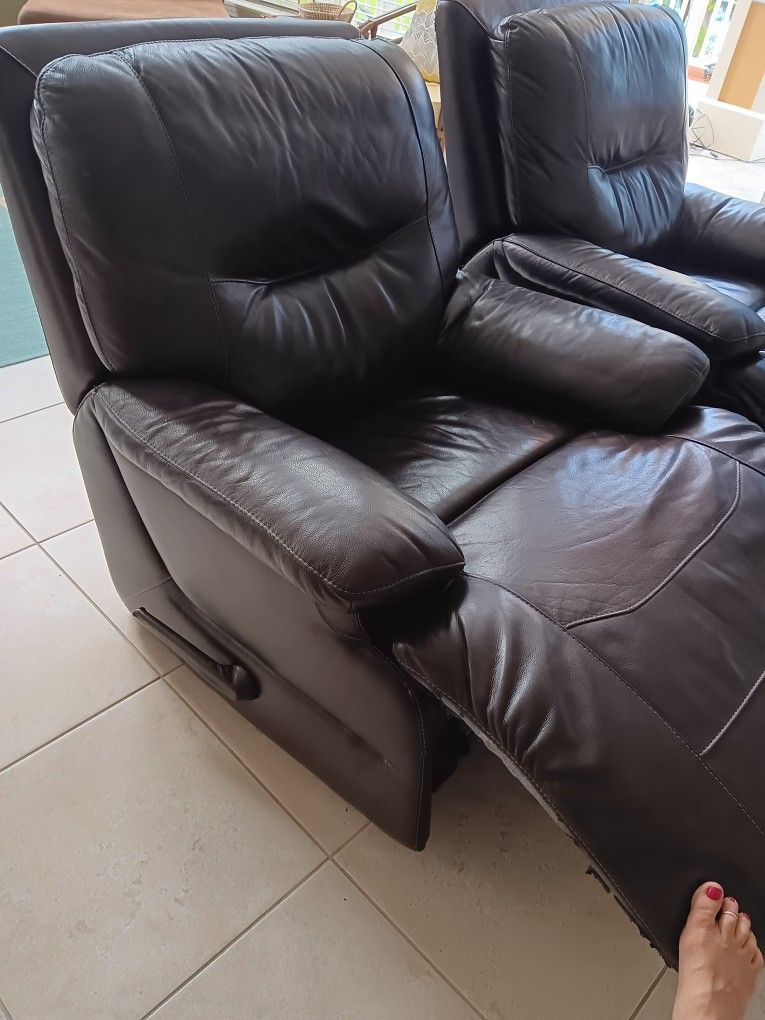 Leather Recliners-- Great Shape Sturdy And Comfortable- Sit Or Lounge Out