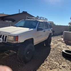 97 Jeep Grand Cherokee 