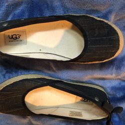 Size 6.5  Ugg Loafers 