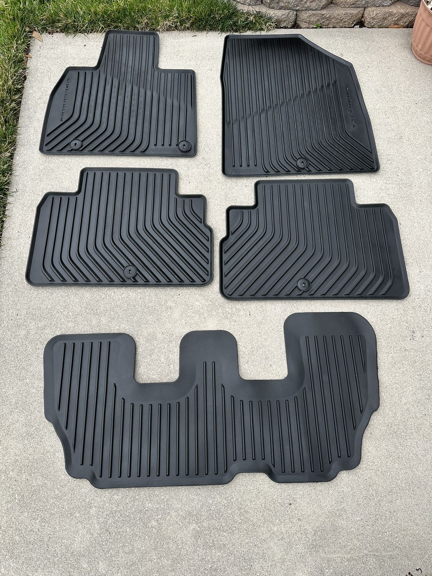 OEM Kia Telluride All Weather Floor Mats
