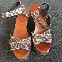 Women shoes