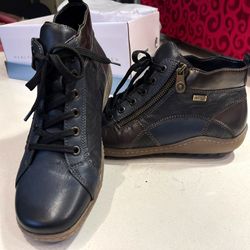 Remonte High Tops, size 7.5