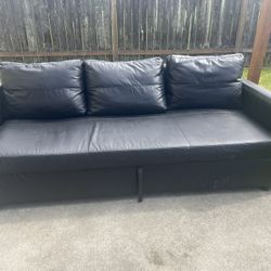 IKIA sofa bed 