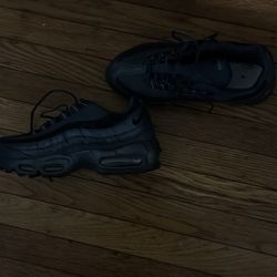 Air Max size 7.5