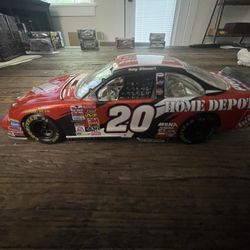 1:24 2002 Pontiac Grand Prix. Tony stewart