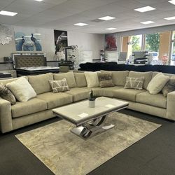 American 🇺🇸 Made Sofa Sectional 🇺🇸🇺🇸