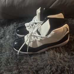 Jordan 11s