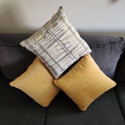 Set Of Couch Sofa Sectional Throw Pillows