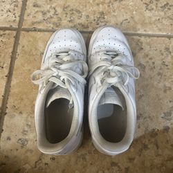 White Nike Air Force 1 8.5 women’s 