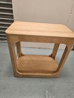 Forma Solid Pine Wood Side Table – 25”