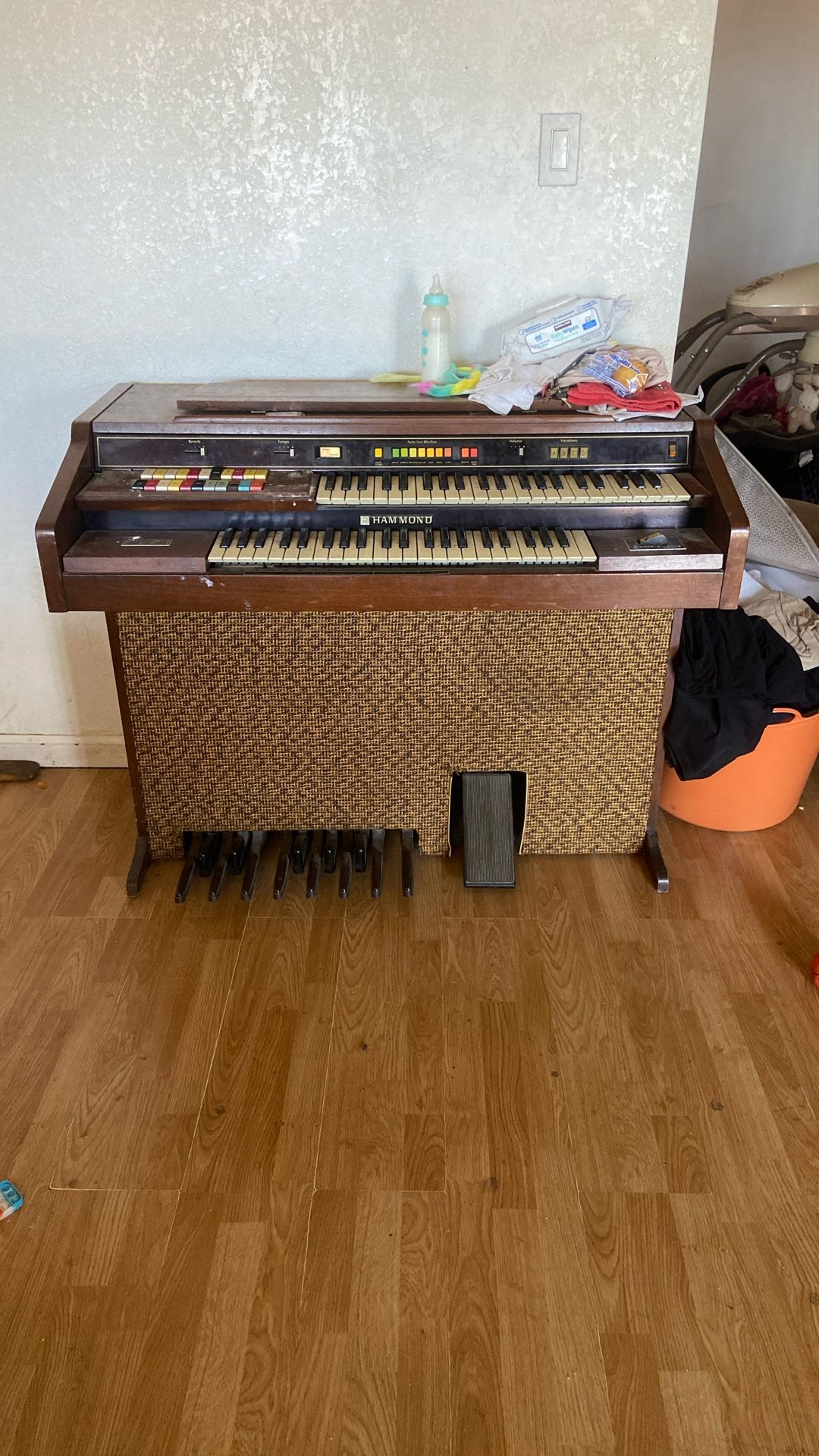 Hammond Piano