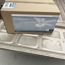 New 44” Ceiling Fan LED
