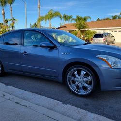 Nissan Altima, Clean Title, Smogged, Registered, 20"Rims, Runs And Drives Great 