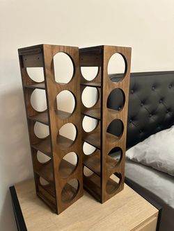 HYGRAD BUILT TO SURVIVE Stackable Bamboo Wall Mounted Wine Rack Stand, 5 Bottle   Price is for 1 can lower the price if you buy both