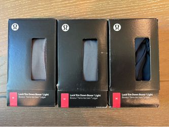 Lululemon Lock ‘Em Down Boxer Light (size M)