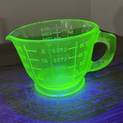 Vaseline Glass Measuring Cup