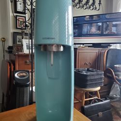 SODASTREAM TO END YOUR PARCH AND  DO YOUR PART!