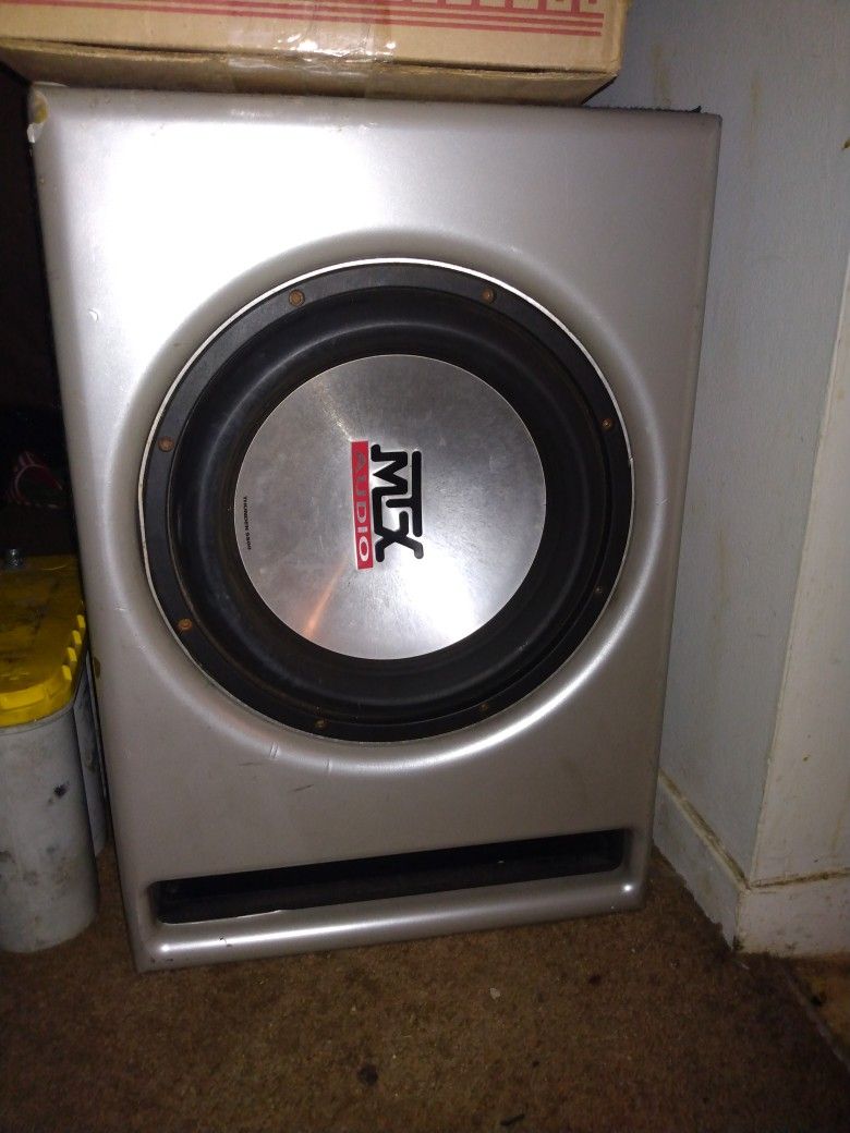mtx-9500-12-inch-superwoofer-in-it-s-original-enclosure-for-sale-in