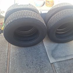 Set Of 4 18 Inch Tires 