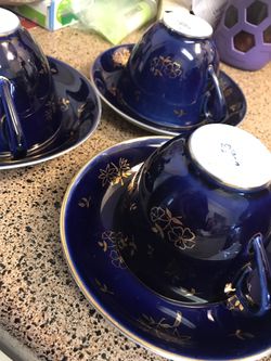 Tea cups by Cobalt