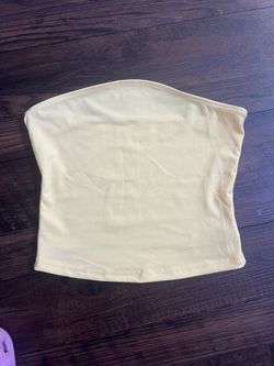 Yellow Top (xs) $5