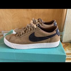 Nike SB  Blazer Low 8 Men’s