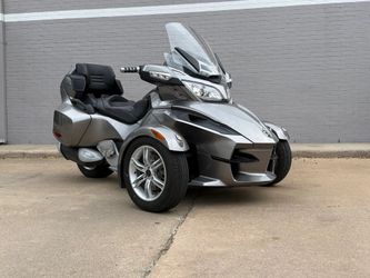 2012 CAN-AM SPYDER RT-S SM5
