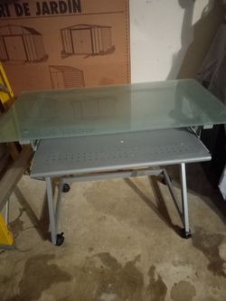 Glass Computeror gaming  Desk, Preowned