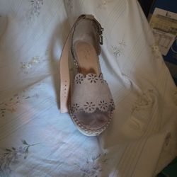 Platform Wedge Tan Shoe Size 6