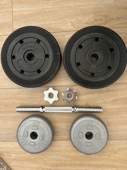 Weights / Dumbbell 34 Pounds Total