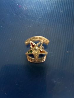 Vintage shriner or Masonic pin
