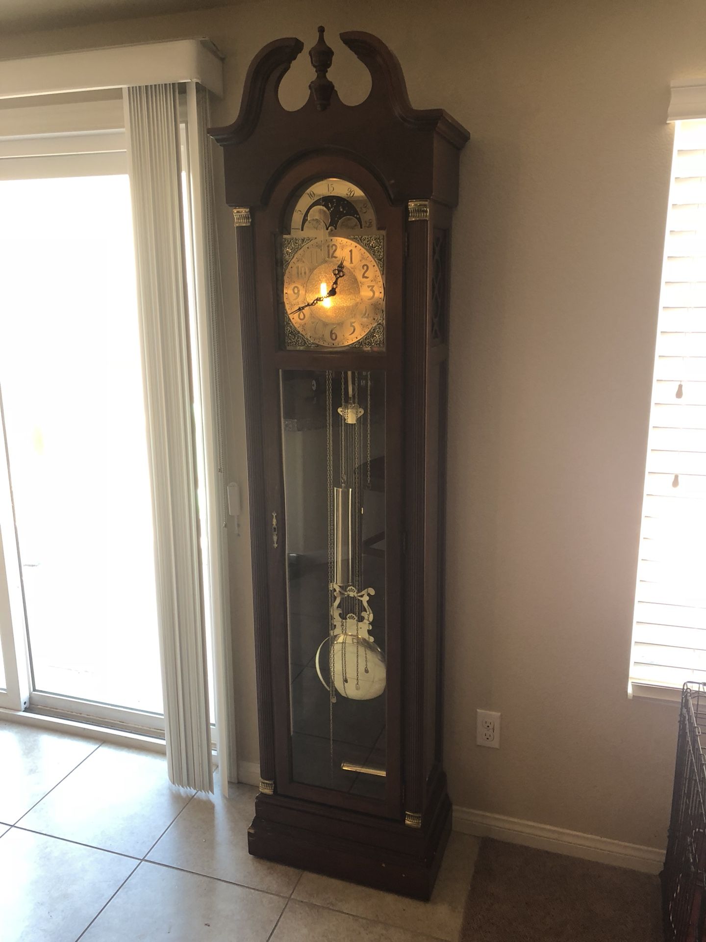 1995 Ridgeway Grandfather Clock