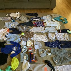 Lot Of 60 Pieces Of Boys Clothes  0 - 3 Months    Jacket, Pants , Hats,socks, Shirts,long And Short Sleeve Onesies , Sleepers Etc.