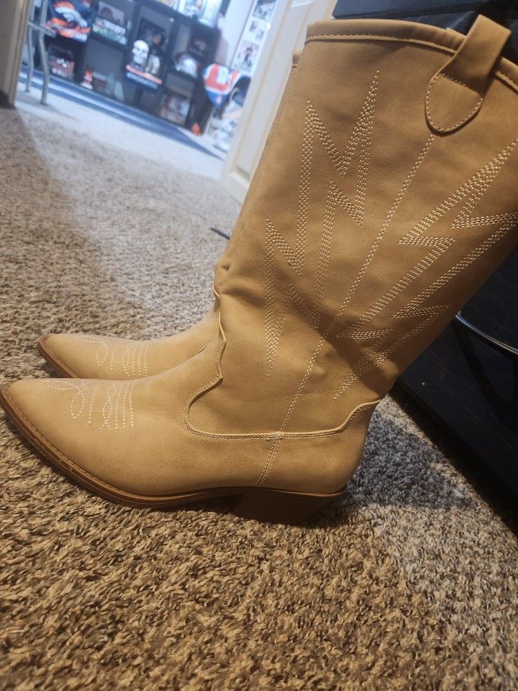 Cowgirl BOOTS