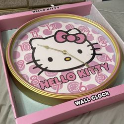 Hello Kitty Clock 