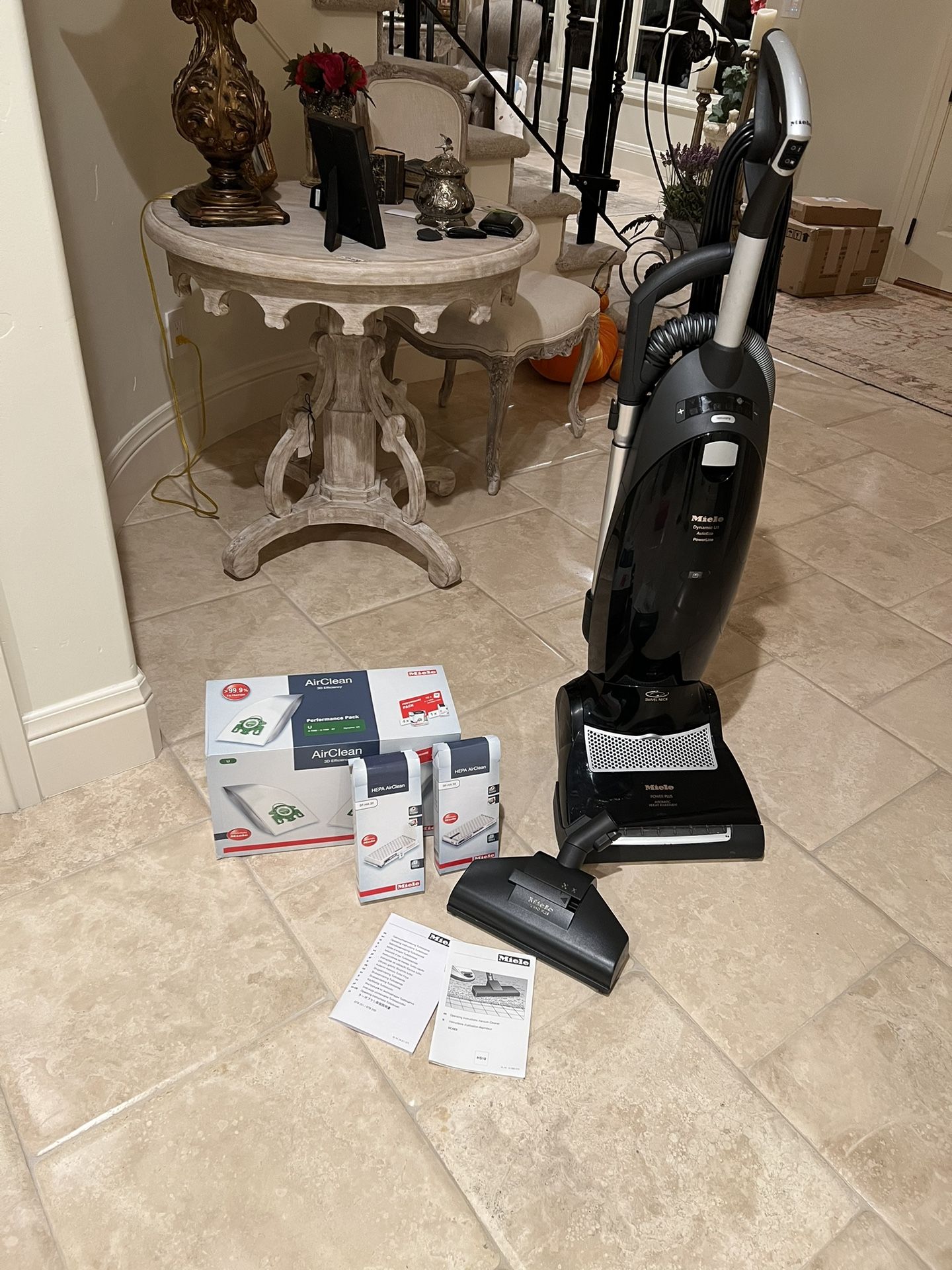 Miele Dynamic U1 PowerLine Upright Vacuum Cleaner